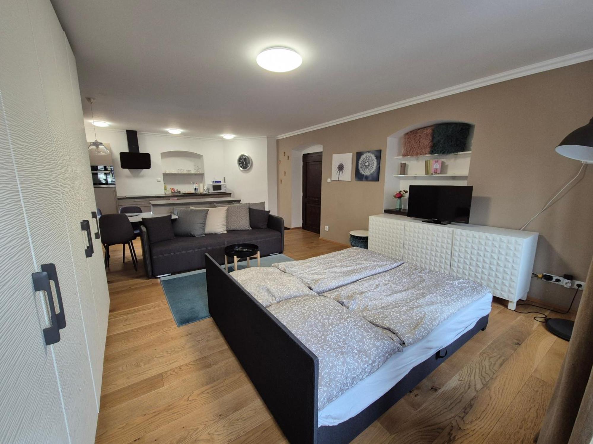 The Gusto Apartman Chomutov Extérieur photo